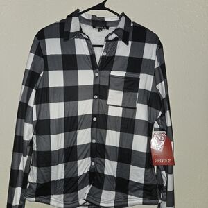 PForever 21 Black and White Buffalo Plaid Shirt